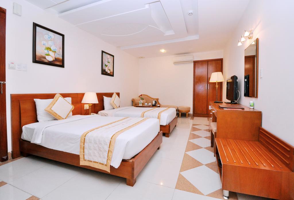 Tan Hoang Long Hotel Ho Chi Minh City Bagian luar foto